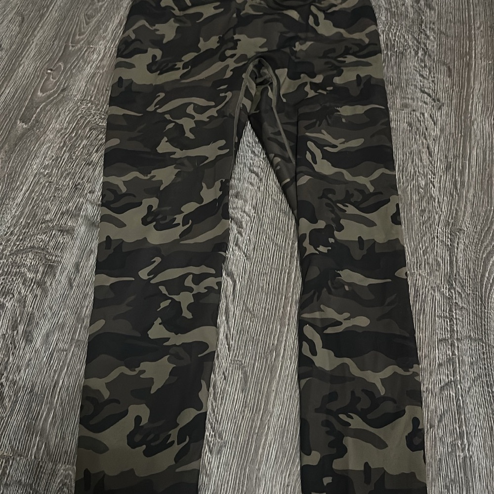 Camouflage Print leggings